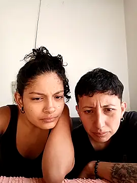 Mei and Gaby online show from March 1, 2026, 4:29 pm