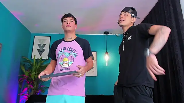 Oficial KingOfHeavens online show from December 22, 2025, 10:21 pm