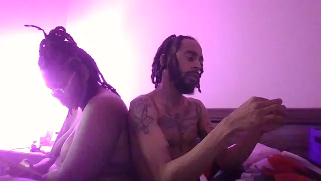 AverageAnt  online show from February 24, 2026, 8:04 am