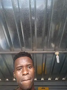 Snapshot of biggy_mash chatting on December 17, 2025, 10:31 am biggy mash online show from December 17, 2025, 10:31 am