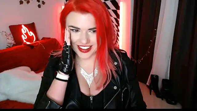 Snapshot of Ariana_Saint chatting on April 14, 2026, 6:35 pm Ariana Saint online show from April 14, 2026, 6:35 pm