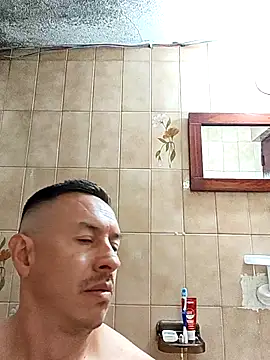 L hotcream online show from February 10, 2026, 2:05 pm