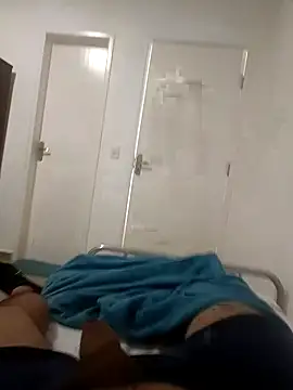 Snapshot of cdcdc21 chatting on December 17, 2025, 1:27 pm cdcdc21 online show from December 17, 2025, 1:27 pm