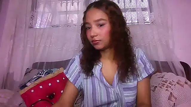  natzury  online show from February 3, 2026, 3:50 pm