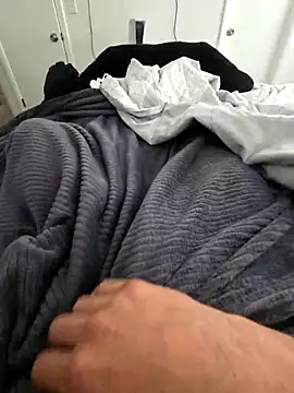 Snapshot of reflex312 chatting on December 17, 2025, 3:50 pm reflex312 online show from December 17, 2025, 3:50 pm