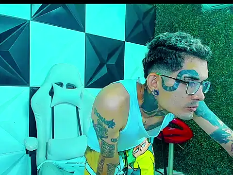 Snapshot of Boy_tatto77 chatting on March 9, 2026, 12:41 pm Boy tatto77 online show from March 9, 2026, 12:41 pm