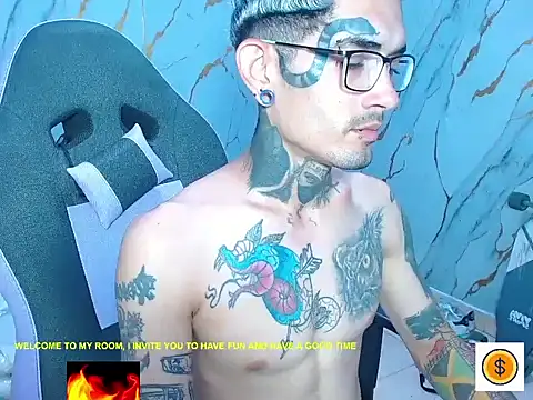 Snapshot of Boy_tatto77 chatting on February 17, 2026, 5:54 pm Boy tatto77 online show from February 17, 2026, 5:54 pm