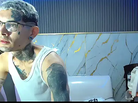 Snapshot of Boy_tatto77 chatting on February 23, 2026, 6:52 pm Boy tatto77 online show from February 23, 2026, 6:52 pm