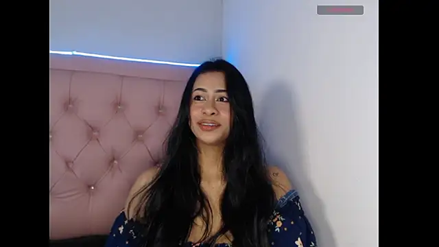 Snapshot of Olivia_gray69 chatting on January 13, 2026, 9:02 am Olivia gray69 online show from January 13, 2026, 9:02 am