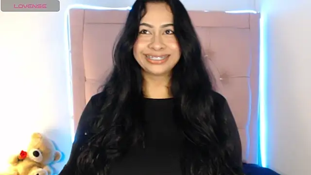 Snapshot of Olivia_gray69 chatting on March 9, 2026, 9:35 am Olivia gray69 online show from March 9, 2026, 9:35 am