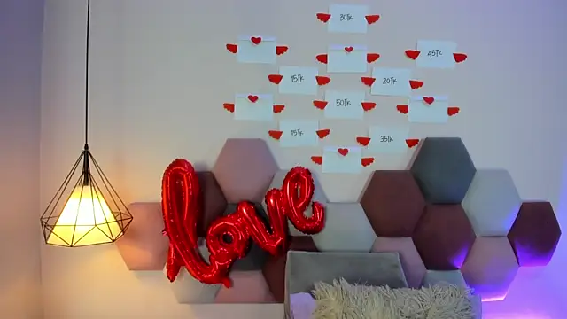 GahiaBelucci online show from February 14, 2026, 12:16 pm