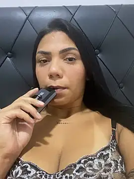 Nini  online show from January 11, 2026, 5:09 pm