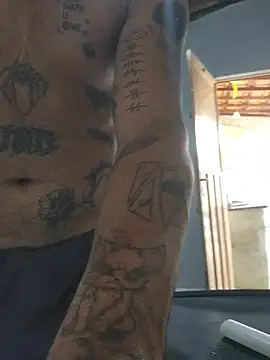 ykaromen online show from January 17, 2026, 12:31 pm