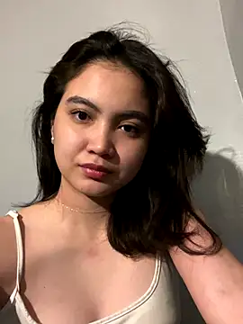 Nanalicious 69 online show from December 18, 2025, 11:41 pm