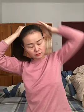 yunyun52012 online show from January 13, 2026, 7:45 am