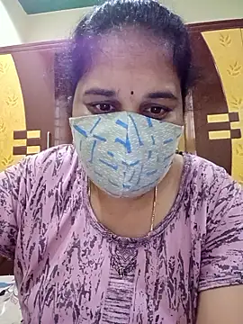 Snapshot of maduri__ chatting on December 18, 2025, 10:08 am maduri online show from December 18, 2025, 10:08 am