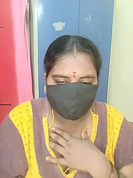 Snapshot of sirisha__9 chatting on July 5, 2026, 1:10 am sirisha 9 online show from July 5, 2026, 1:10 am