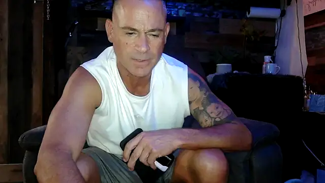 MISTERANDDEMI online show from June 3, 2026, 3:06 pm