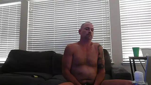 MISTERANDDEMI online show from April 9, 2026, 8:04 pm