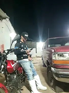 PIGHIGHDIRTY p0 online show from April 9, 2026, 5:20 am