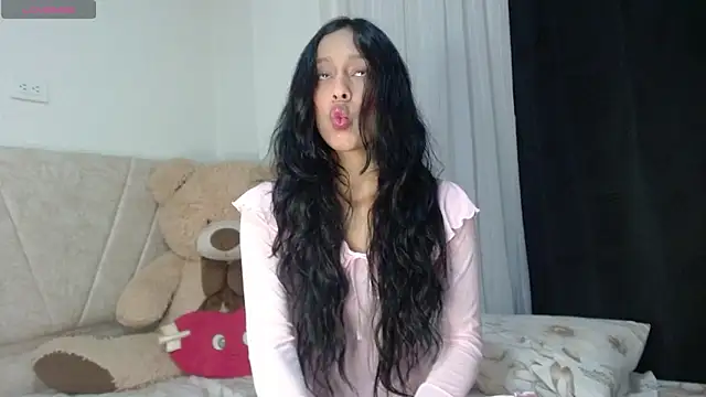 Snapshot of misty_noire chatting on June 16, 2026, 12:16 pm misty noire online show from June 16, 2026, 12:16 pm
