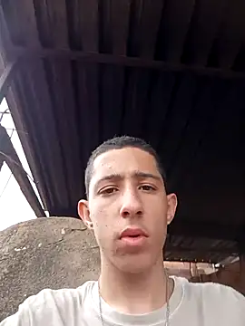 Snapshot of Caiogostosinho007 chatting on December 19, 2025, 5:15 pm Caiogostosinho007 online show from December 19, 2025, 5:15 pm