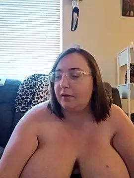 pinkcheetah12 online show from February 28, 2026, 7:35 pm