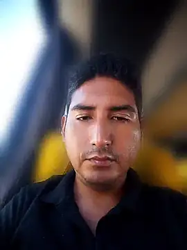 Yrresistible666 online show from April 20, 2026, 4:41 pm