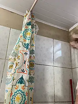 Snapshot of GuioficialBr chatting on January 17, 2026, 10:35 pm GuioficialBr online show from January 17, 2026, 10:35 pm