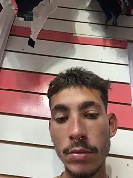 Snapshot of GuioficialBr chatting on February 27, 2026, 5:35 pm GuioficialBr online show from February 27, 2026, 5:35 pm