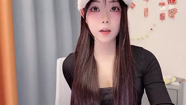 smalldaisy online show from March 13, 2026, 2:27 am