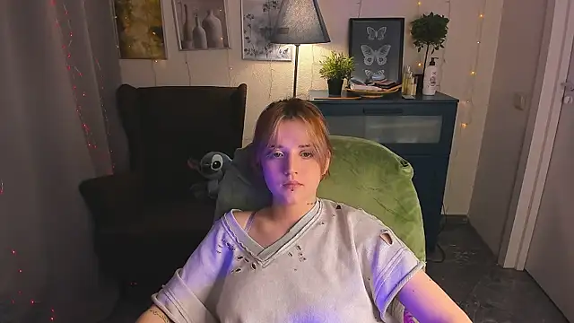 SarahShelby online show from June 4, 2026, 10:03 pm