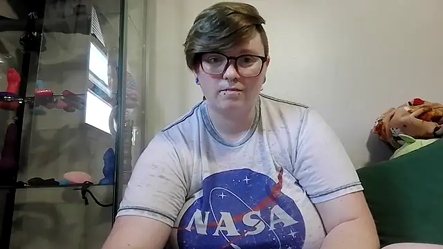 Snapshot of Pupghostt chatting on January 7, 2026, 7:08 pm Pupghostt online show from January 7, 2026, 7:08 pm