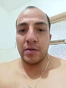 Snapshot of BisfR chatting on December 20, 2025, 1:25 pm BisfR online show from December 20, 2025, 1:25 pm