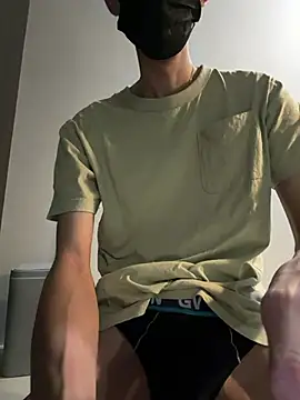 boyxx319 online show from March 28, 2026, 5:47 pm