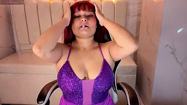 Snapshot of Maddy_Blaze_Tx chatting on December 21, 2025, 7:37 pm Maddy Blaze Tx online show from December 21, 2025, 7:37 pm