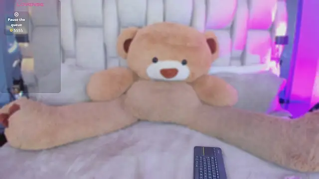  PaulinaDoll  online show from April 16, 2026, 4:46 am