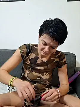 Snapshot of Angel34-83 chatting on February 25, 2026, 8:52 pm Angel34-83 online show from February 25, 2026, 8:52 pm