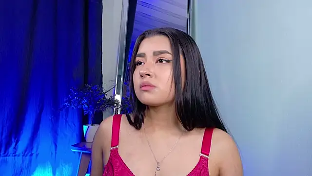 Emilyy05  online show from May 14, 2026, 12:51 am