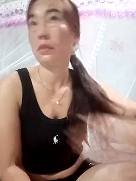 boiboi001 online show from April 3, 2026, 10:27 pm