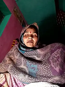 Snapshot of Rakhi_cut chatting on February 3, 2026, 5:18 pm Rakhi cut online show from February 3, 2026, 5:18 pm