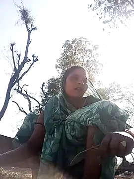 Snapshot of Rakhi_cut chatting on March 2, 2026, 4:13 am Rakhi cut online show from March 2, 2026, 4:13 am