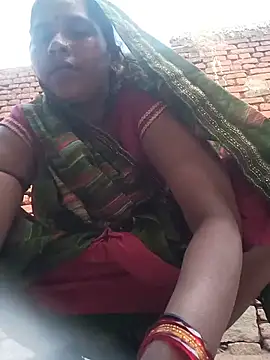 Snapshot of Rakhi_cut chatting on June 4, 2026, 12:26 am Rakhi cut online show from June 4, 2026, 12:26 am