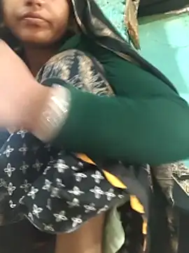 Madhu cute online show from February 28, 2026, 2:33 am