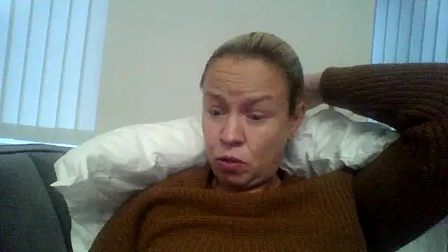 Snapshot of jennyblondeuk chatting on March 29, 2026, 6:20 pm jennyblondeuk online show from March 29, 2026, 6:20 pm