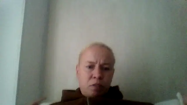 Snapshot of jennyblondeuk chatting on April 14, 2026, 2:55 pm jennyblondeuk online show from April 14, 2026, 2:55 pm