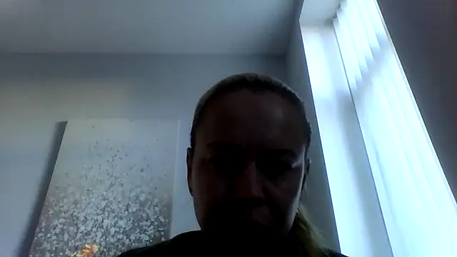 Snapshot of jennyblondeuk chatting on March 19, 2026, 3:45 pm jennyblondeuk online show from March 19, 2026, 3:45 pm
