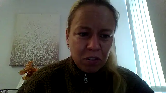 Snapshot of jennyblondeuk chatting on March 24, 2026, 2:50 pm jennyblondeuk online show from March 24, 2026, 2:50 pm