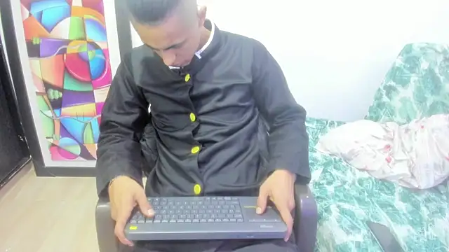 sex alucard online show from December 22, 2025, 1:44 pm