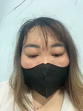 ThanhThuy888 online show from January 18, 2026, 5:05 pm